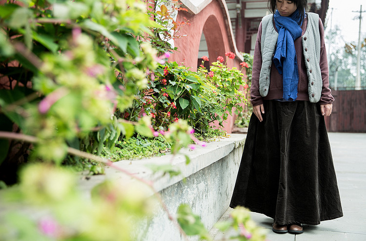 壹念原创设计女装 秋冬仿皮绒复古大摆半身长裙 气质百搭潮裙