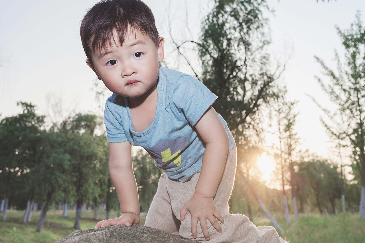 有儿子,多欢乐。