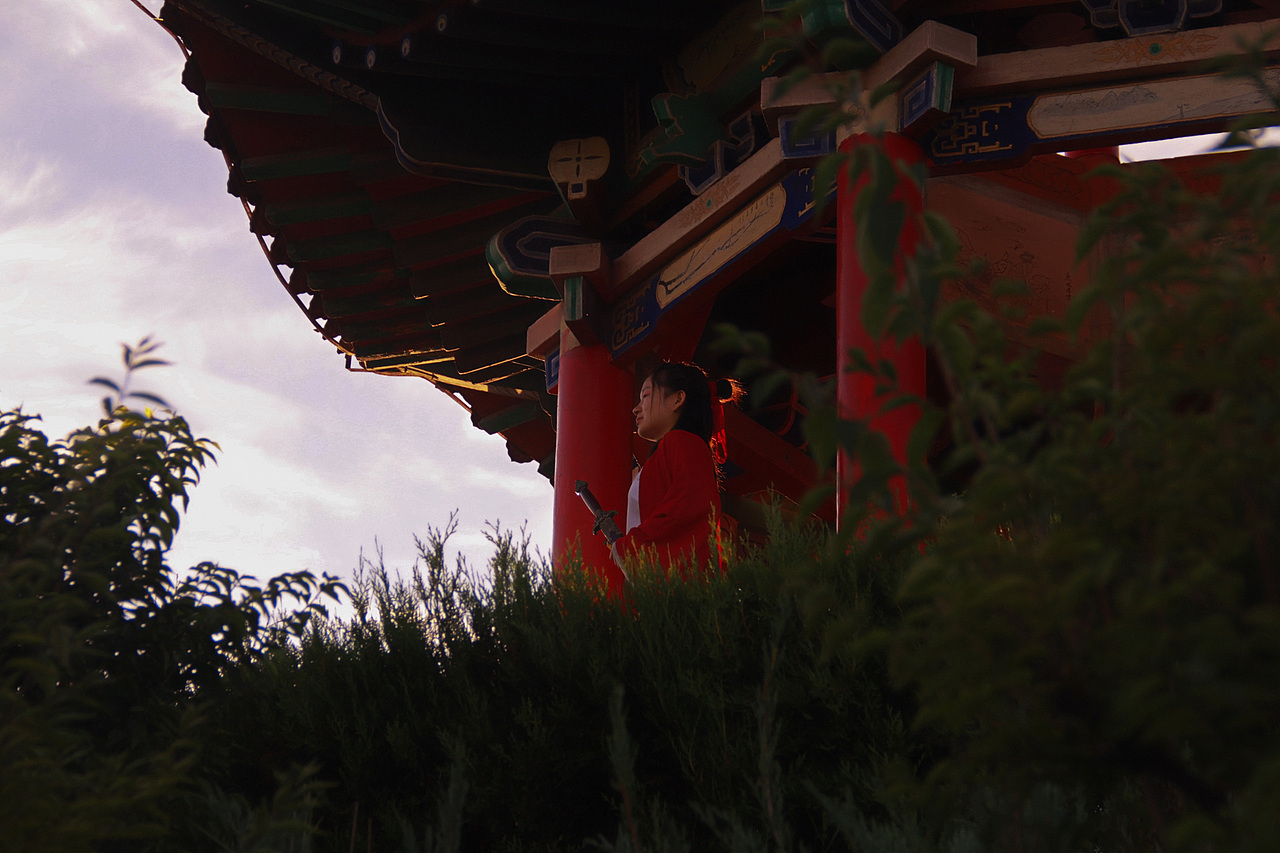 孤帆远影碧空尽