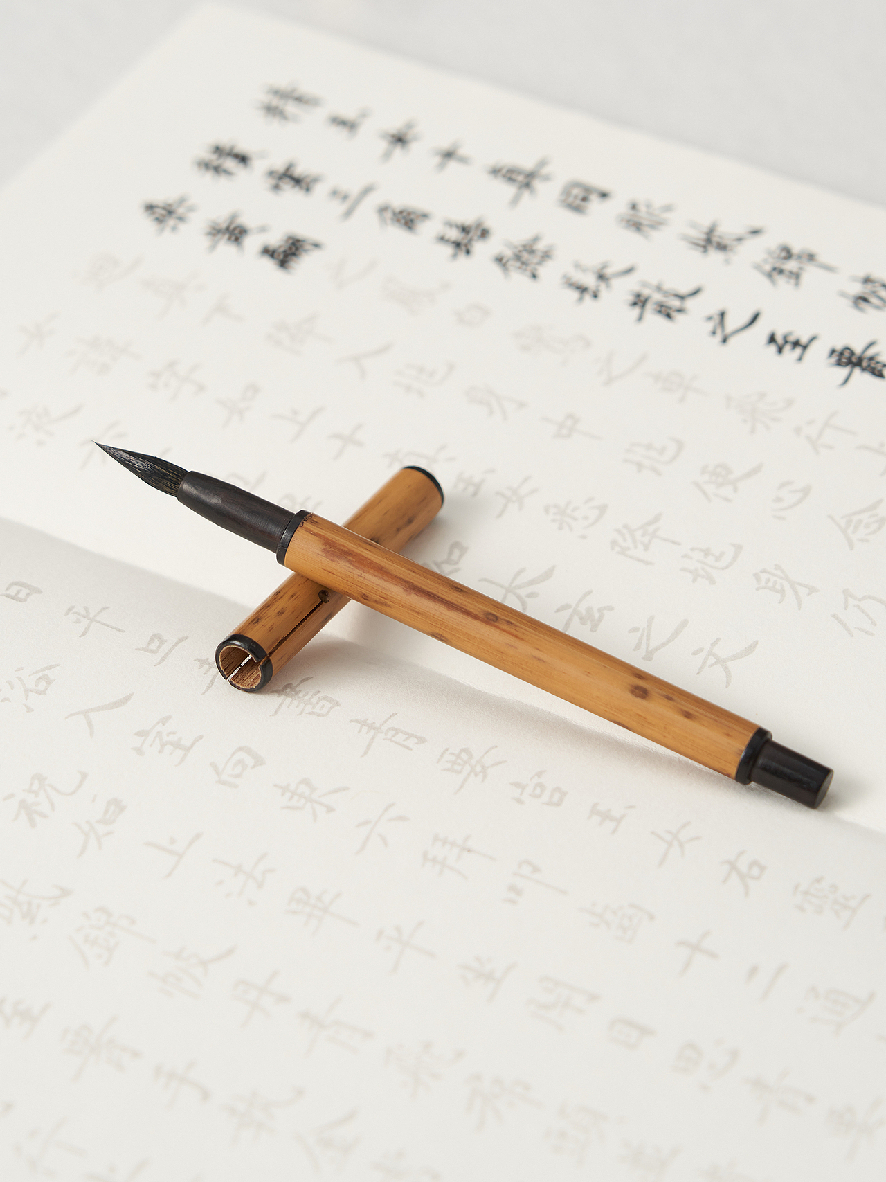 毛笔拍摄案例（图ZMjgzNjExMjIw） - 产品摄影 - 站酷设计师视觉传达摄影原创素材 - 站酷ZCOOL