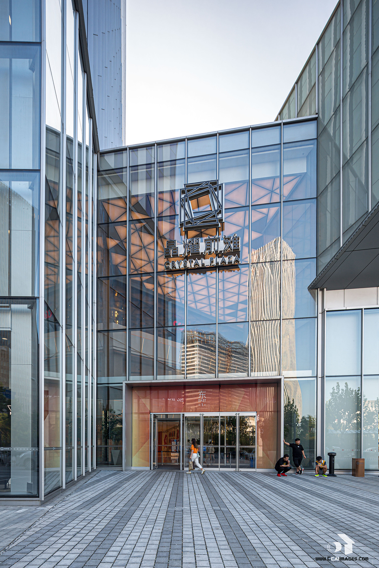 晶耀前滩crystalplaza