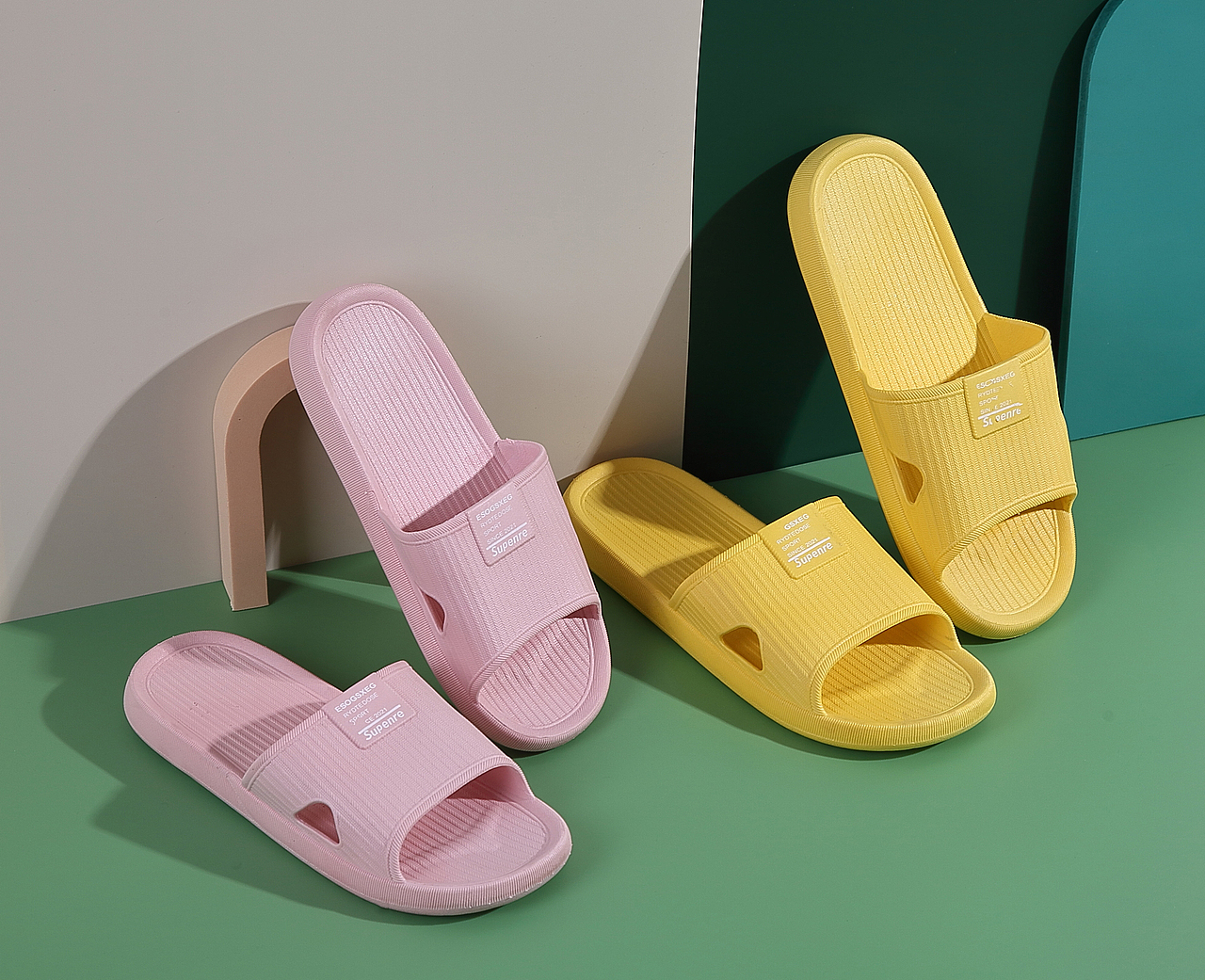 拖鞋（图ZMjQ2MzkyMDMy） - 产品摄影 - 站酷设计师二少爷xiucai原创素材 - 站酷ZCOOL