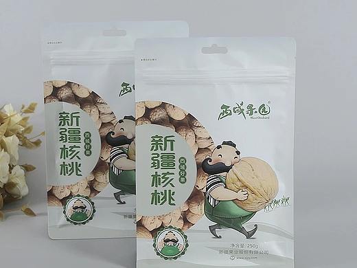 坚果零食包装设计