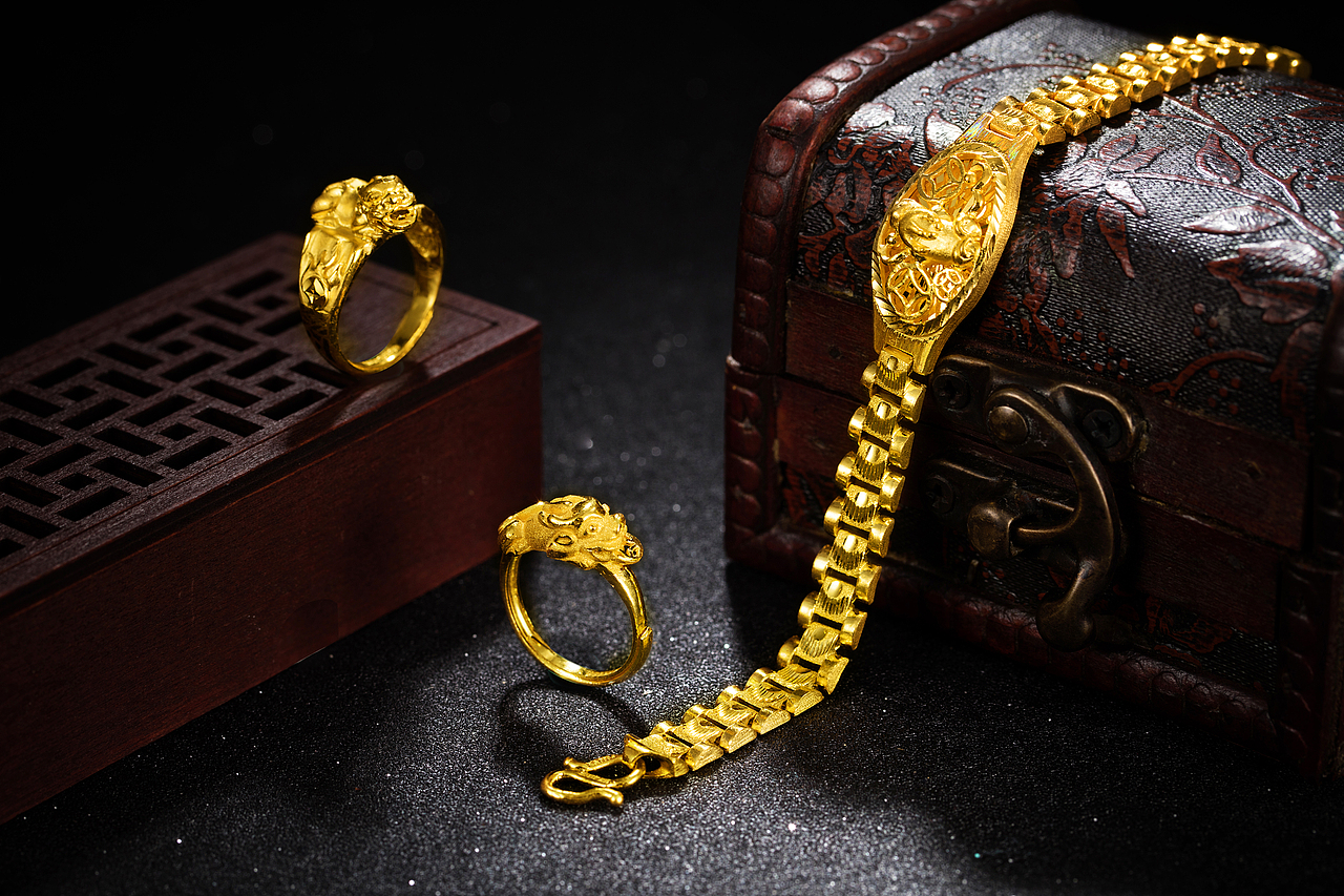 珠宝场景拍摄图