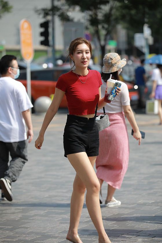 翩若惊鸿，婉若游龙（图ZMzIwNjE4Mzg4） - 人像摄影 - 站酷设计师Z340717359原创素材 - 站酷ZCOOL