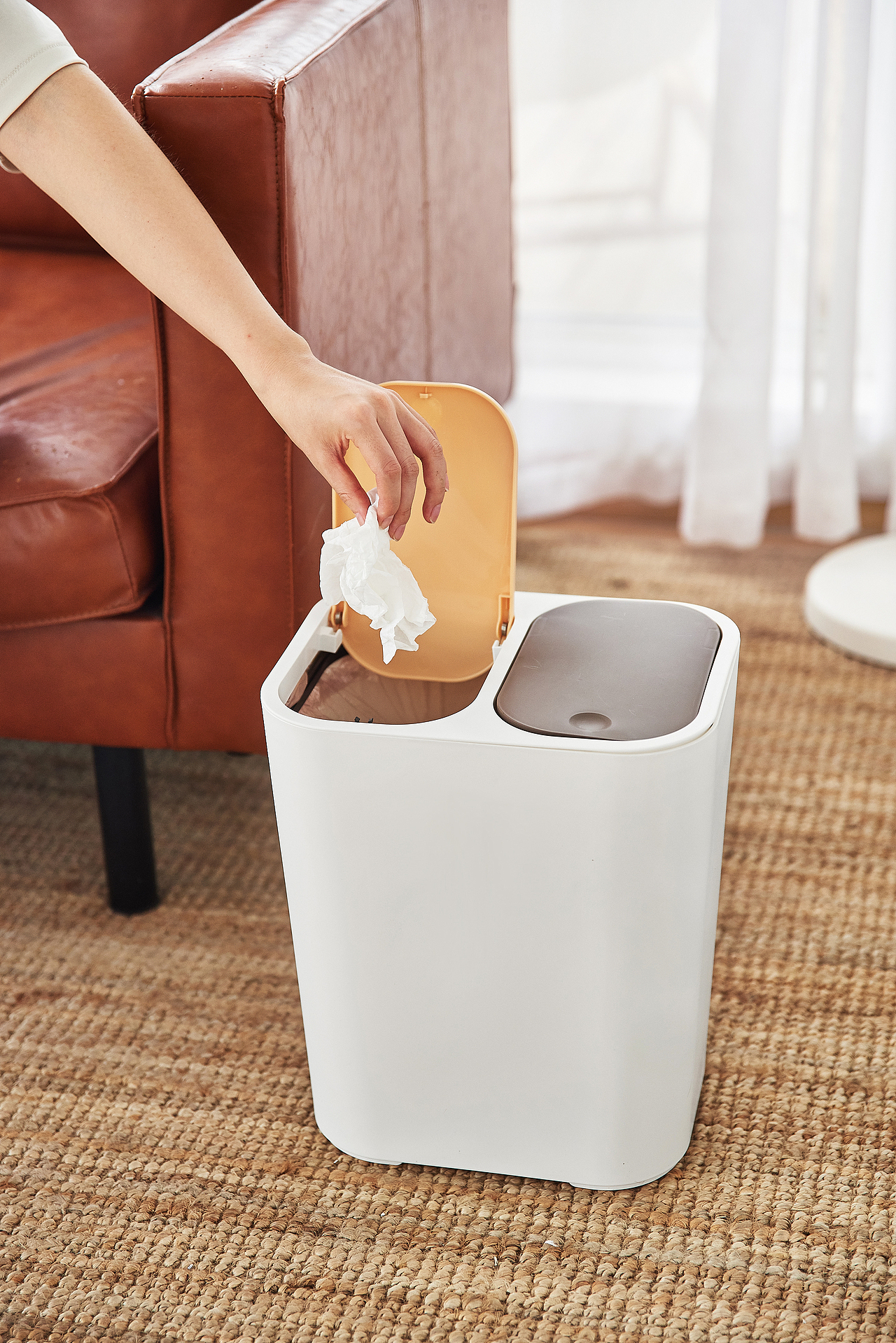 小型分类垃圾桶（图ZMTcwMTAzNDc2） - 产品摄影 - 站酷设计师摄影师金葳原创素材 - 站酷ZCOOL