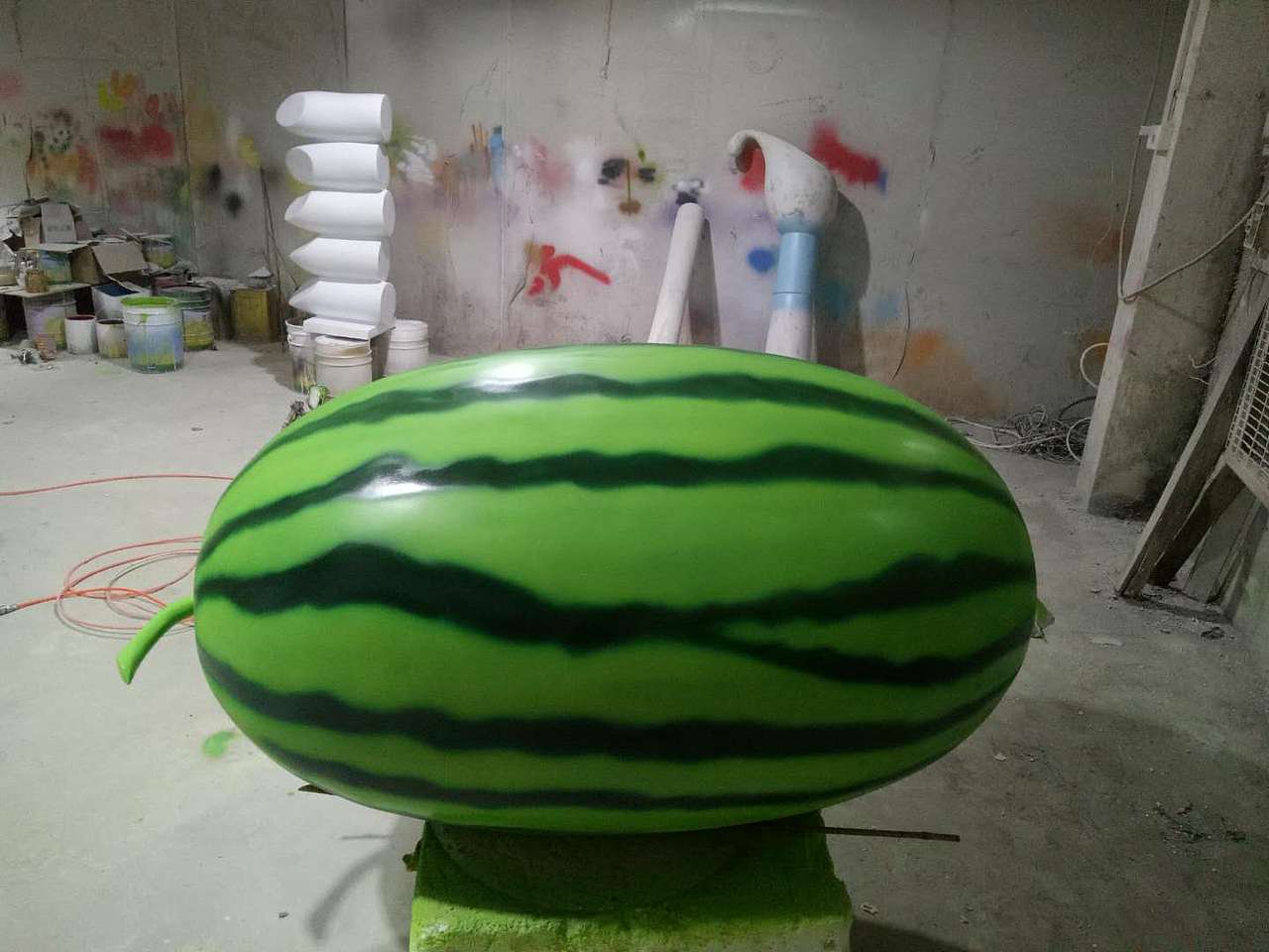 玻璃钢仿真西瓜雕塑仿真水果模型定制
