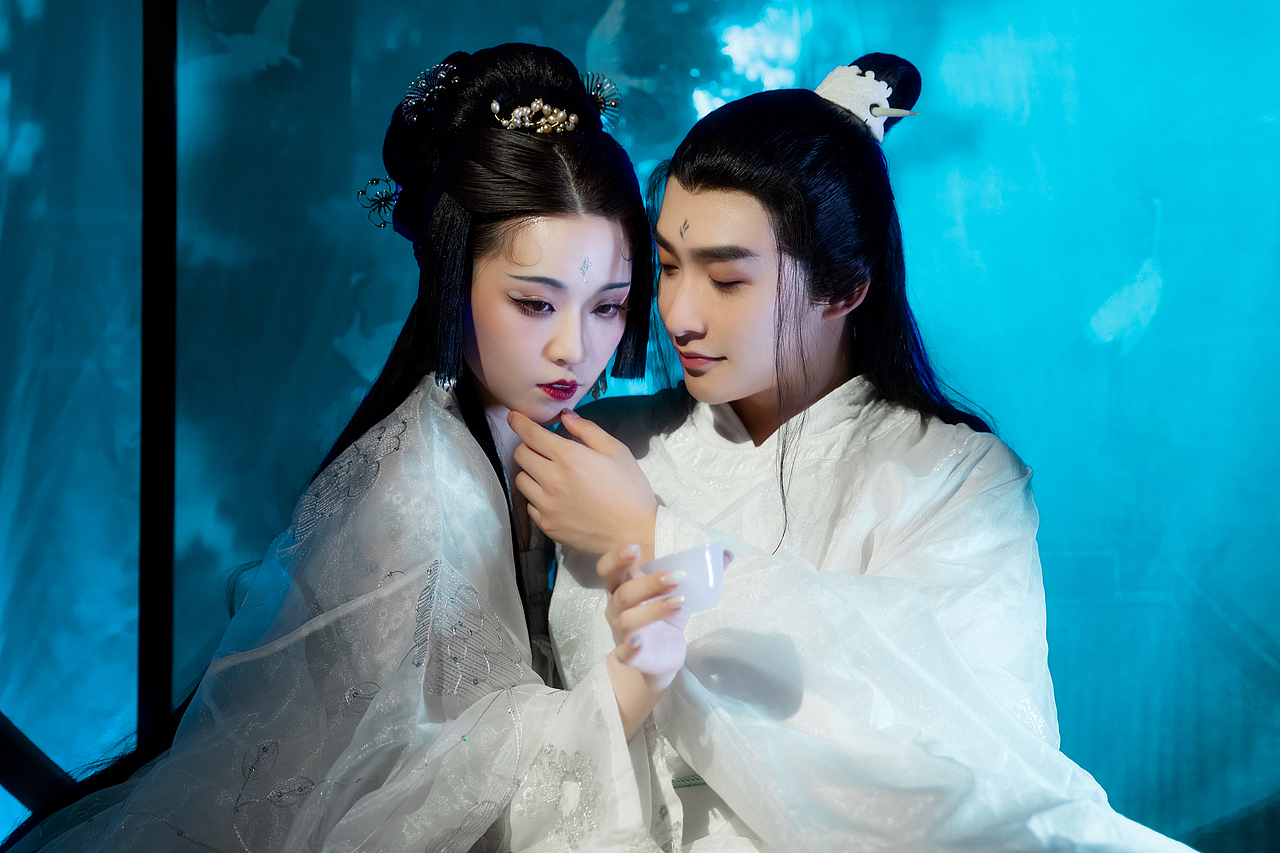 青狐（图ZMjQ1MzIzMjE2） - 人像摄影 - 站酷设计师慕雨成诗原创素材 - 站酷ZCOOL