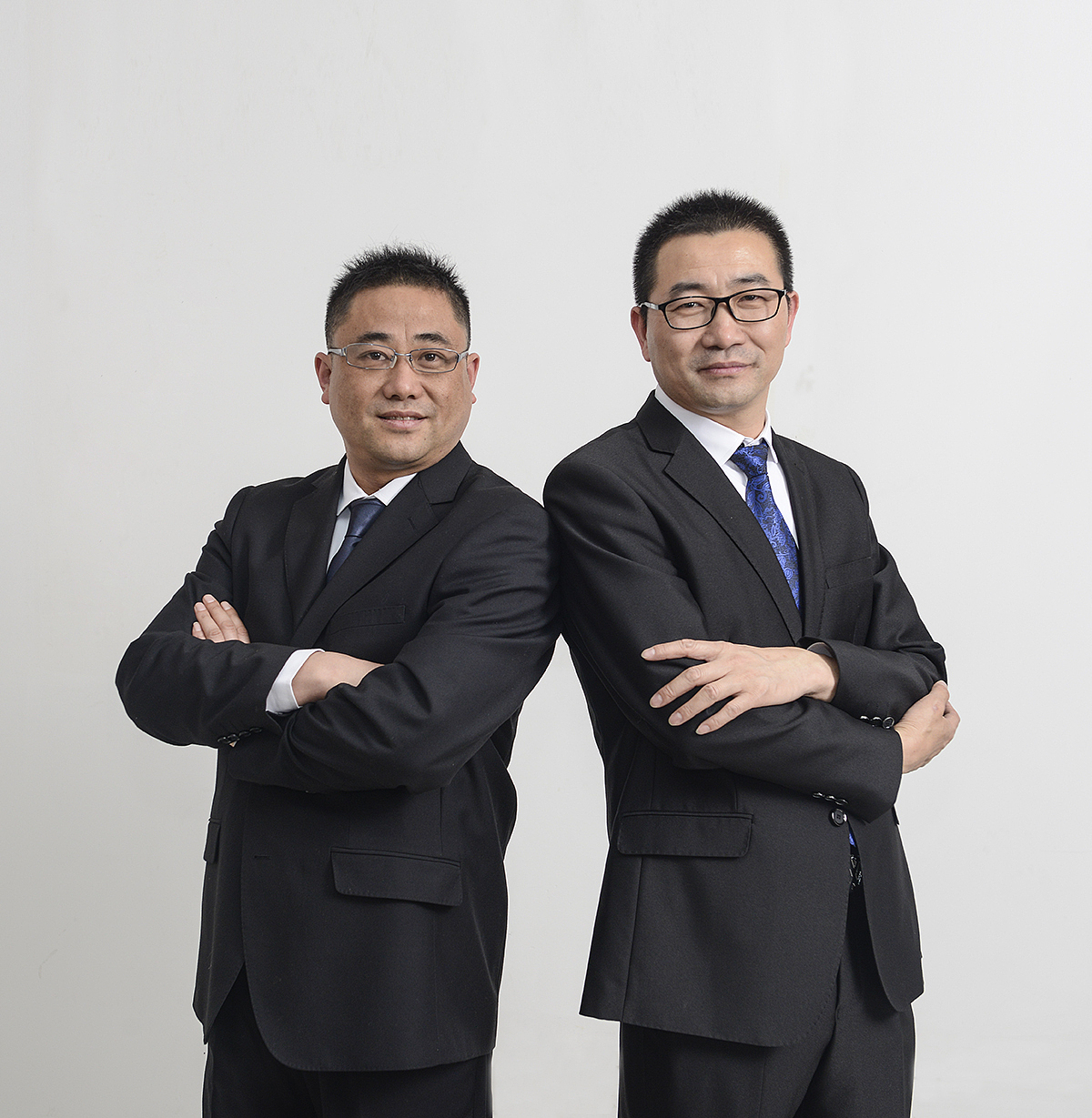 【企业形象摄影】—— 郑州商贸公司拍摄（图ZMjg5NzIyMDE2） - 人像摄影 - 站酷设计师郑州呈美大合影原创素材 - 站酷ZCOOL