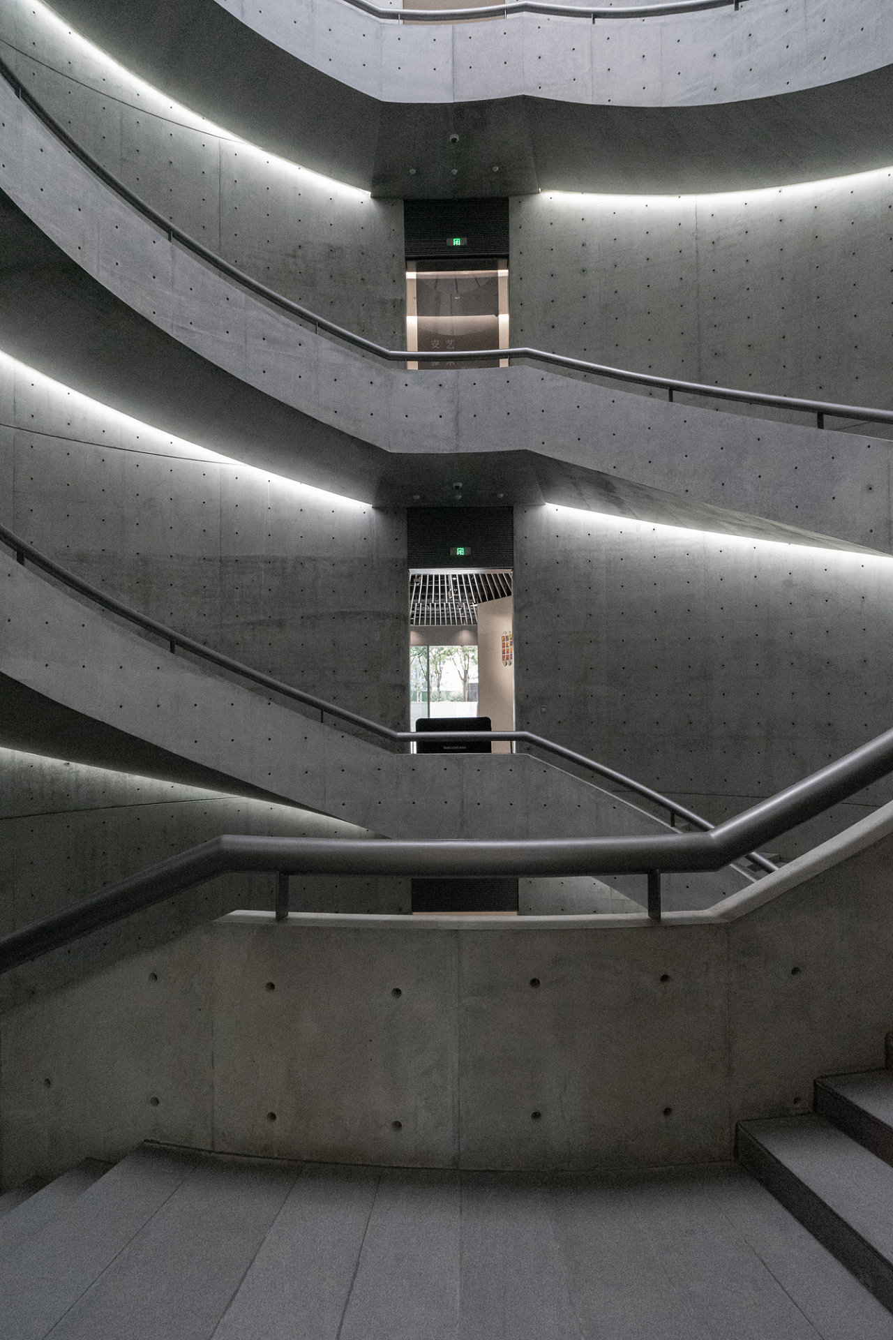 安藤忠雄和美术馆