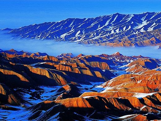 独山子的泥火山