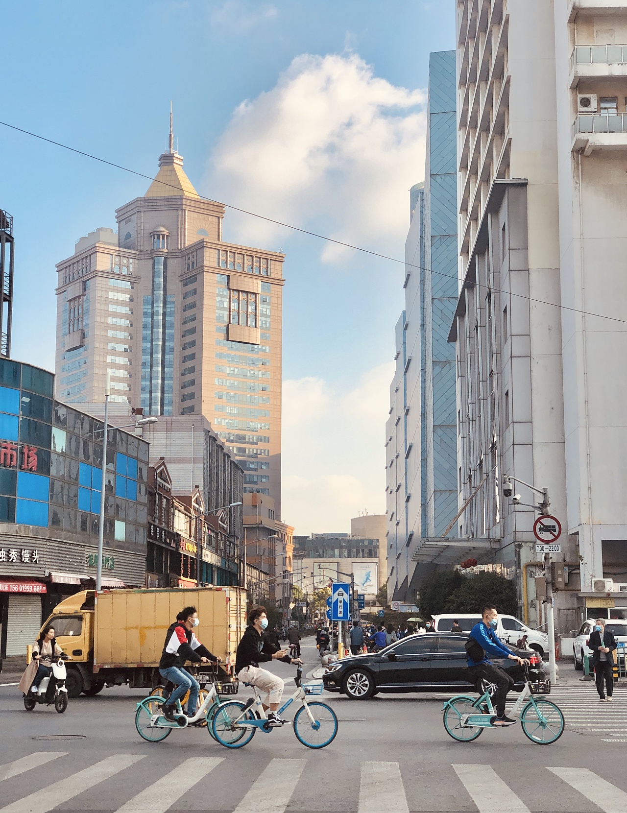 上海街道照片真实图片