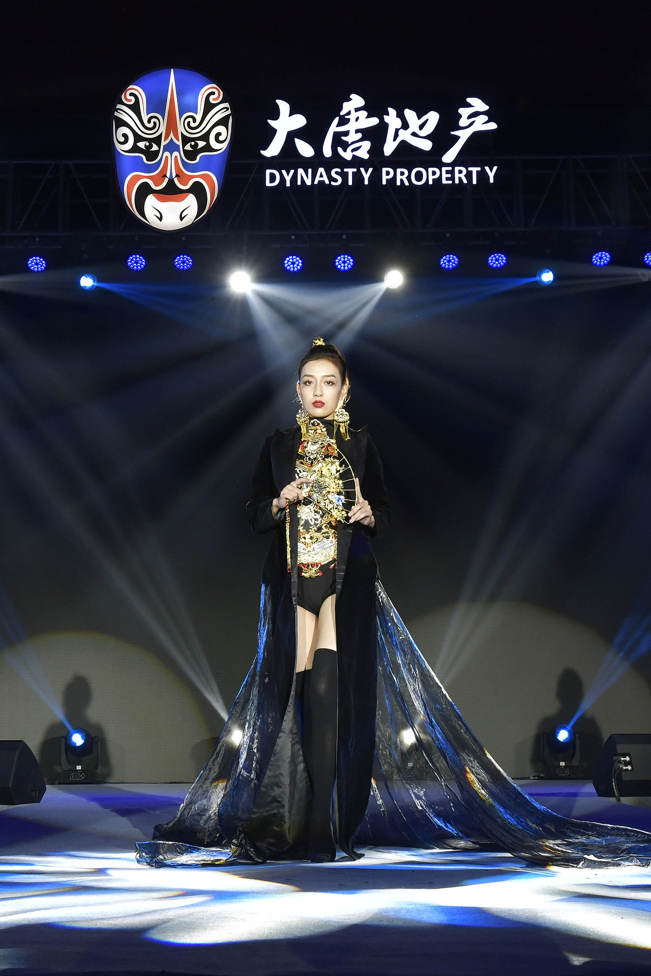 地产品牌发布会（图ZMTg1MDk5MzQ4） - 舞台美术 - 站酷设计师三云原创素材 - 站酷ZCOOL