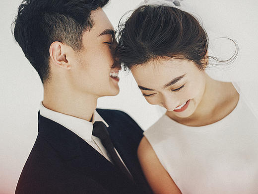 ​你是毛茸茸的拥抱和软绵绵的亲吻~（个人主页-ZMzg5MDkzMjQ=） - 人像摄影 - 站酷设计师婚纱摄影控原创素材 - 站酷ZCOOL