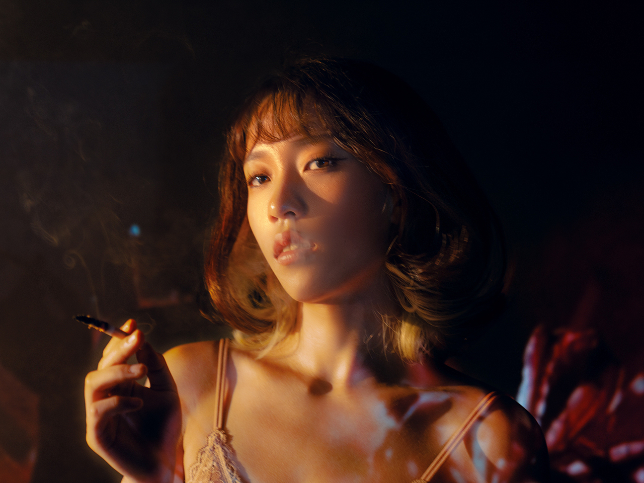 「 如果我意外地忘却了你 」（图ZMzc1MzAzMDYw） - 人像摄影 - 站酷设计师春心未书原创素材 - 站酷ZCOOL