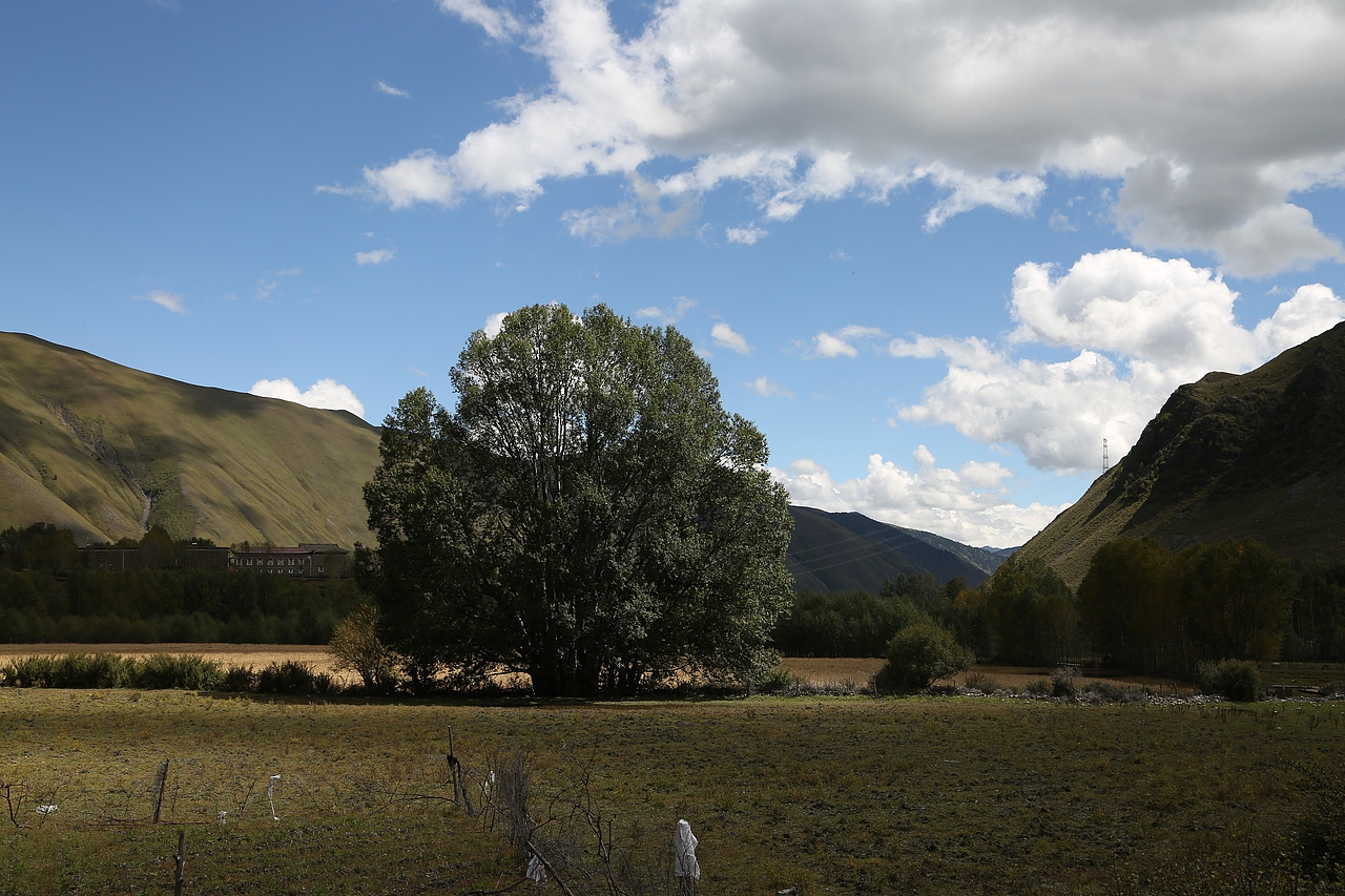 四川甘孜风光（图ZNDk5NTc4MDg=） - 风光摄影 - 站酷设计师洛克桑塔纳原创素材 - 站酷ZCOOL