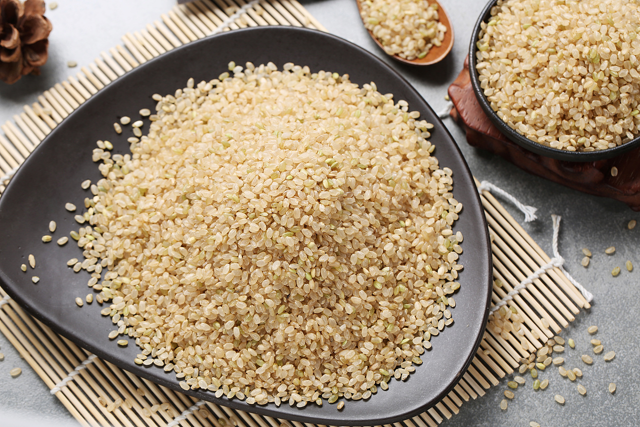 红米和红糙米图片区别,红米和糙米的区别,红糙米_大山谷图库