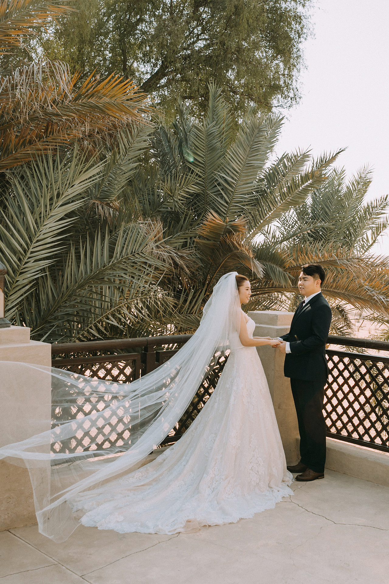 迪拜旅拍婚纱照|摄影|人像摄影|摄影师黄闪闪_原创作品-站酷zcool