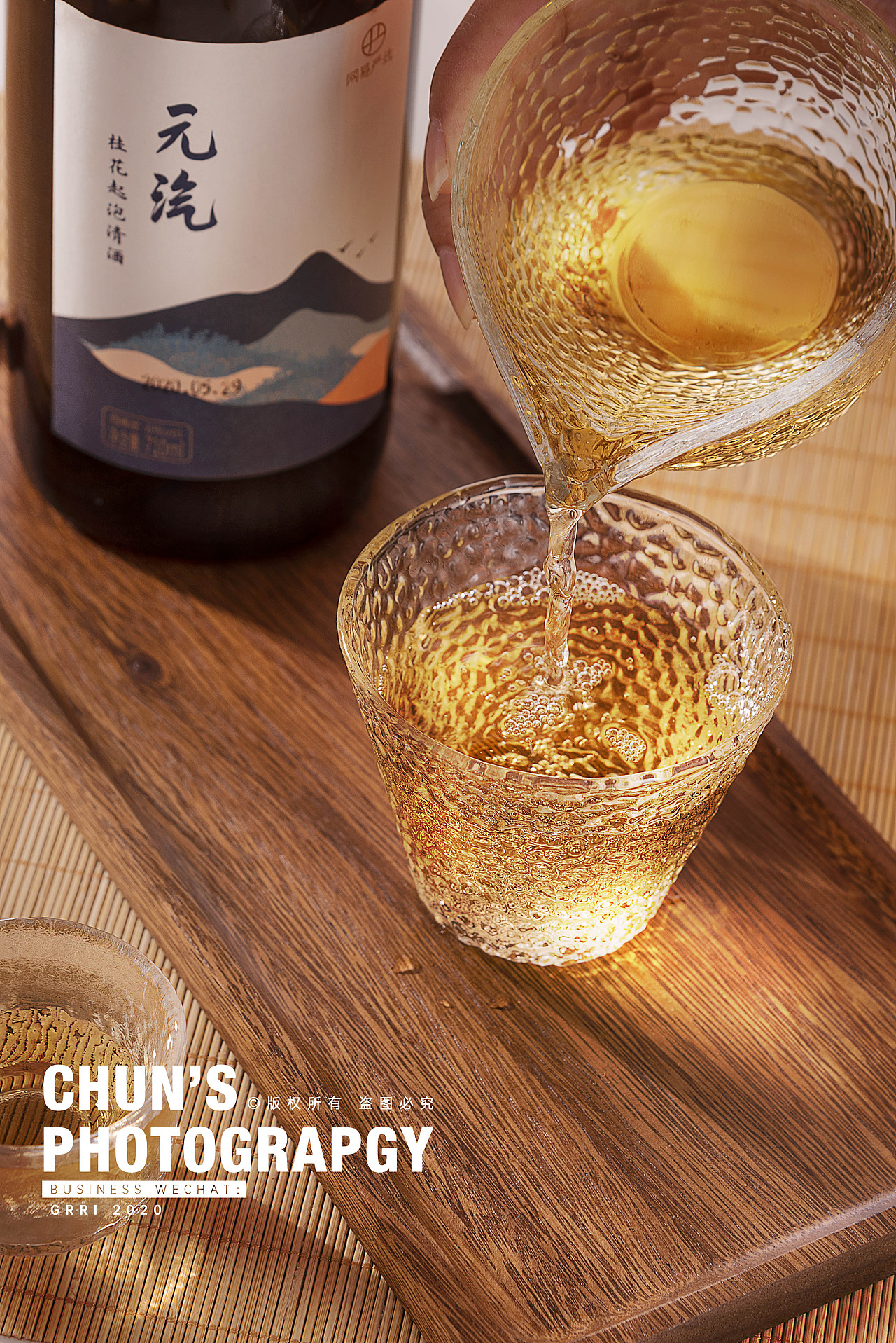 清酒拍摄 |酒水摄影-桂花起泡清酒x万有引力摄影（图ZMjM1MDYwMDcy） - 产品摄影 - 站酷设计师摄影师春生说原创素材 - 站酷ZCOOL