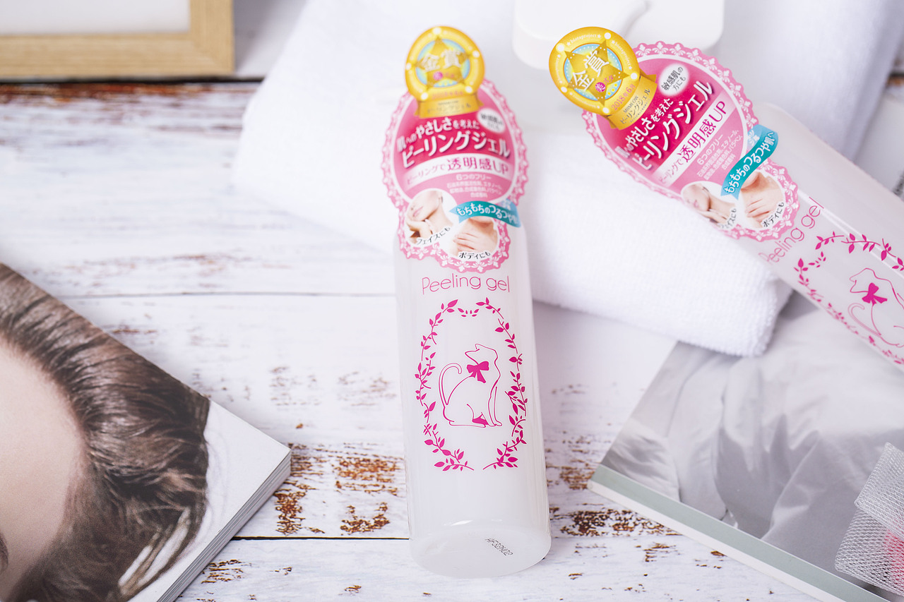 日本咪一喵净肤焕颜去角质啫喱磨砂膏