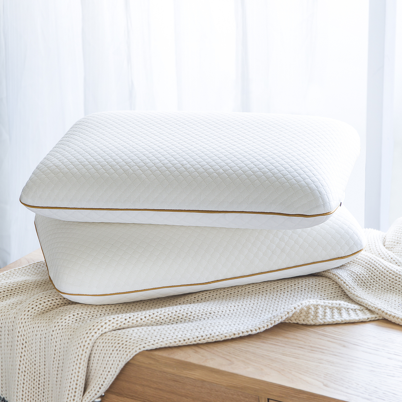 枕頭（圖ZNzEzNTE3ODQ=） - 產(chǎn)品攝影 - 站酷設(shè)計(jì)師十畫(huà)的希區(qū)柯克原創(chuàng)素材 - 站酷ZCOOL