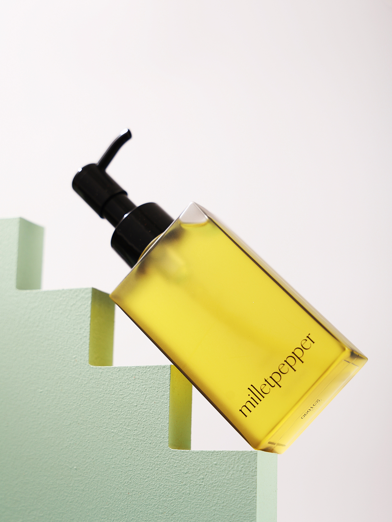 化妆品（图ZMjQwNTY4MDUy） - 产品摄影 - 站酷设计师叶云熙原创素材 - 站酷ZCOOL