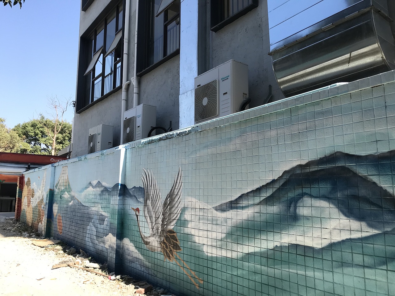 东莞犀牛陂万科里富士山下涂鸦墙绘