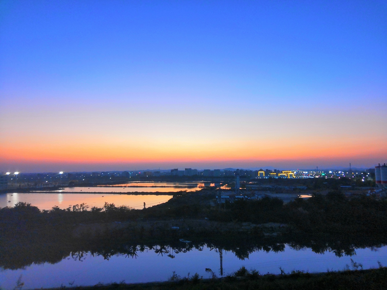 疫情期间 在家为国家做贡献（图ZMjAwNTE3NTI4） - 风光摄影 - 站酷设计师个银两岁星原创素材 - 站酷ZCOOL