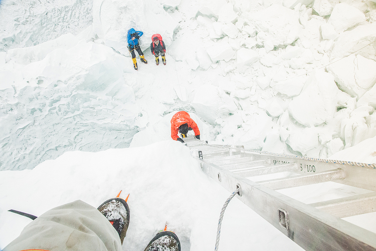 《世界屋脊—攀登珠峰》