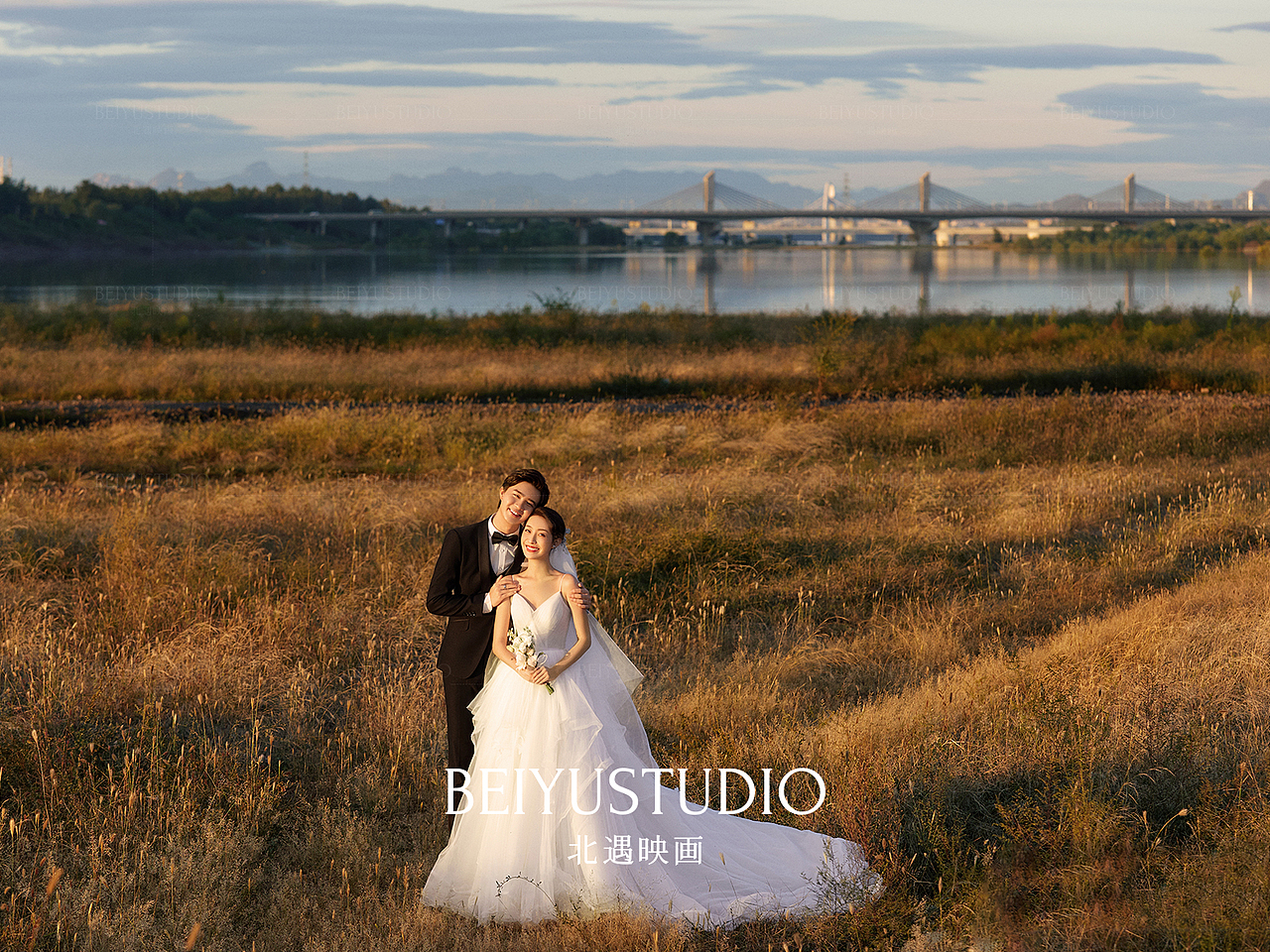 响秋风鸣，你是秋风送给我的此生温柔（图ZMjc0MzQ2NDgw） - 婚礼摄影 - 站酷设计师北遇映画原创素材 - 站酷ZCOOL