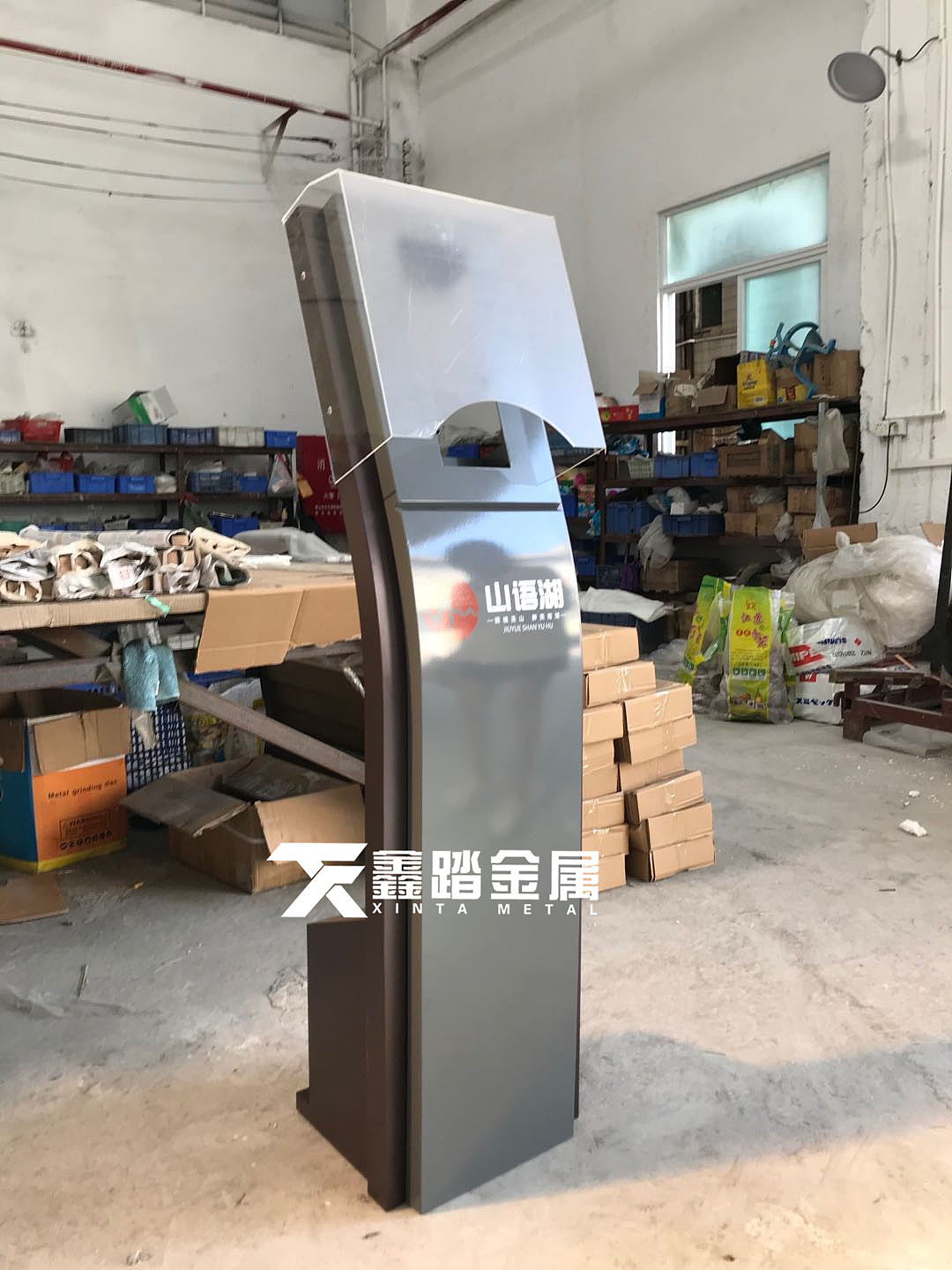 小区双色不锈钢门口机立柱拉丝玫瑰金不锈钢门口机立柱