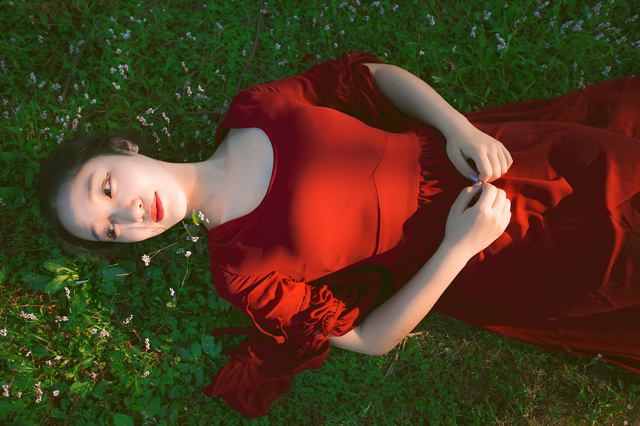 十月（图ZMzU5ODEzNDg=） - 人像摄影 - 站酷设计师西瓜不要太郎原创素材 - 站酷ZCOOL