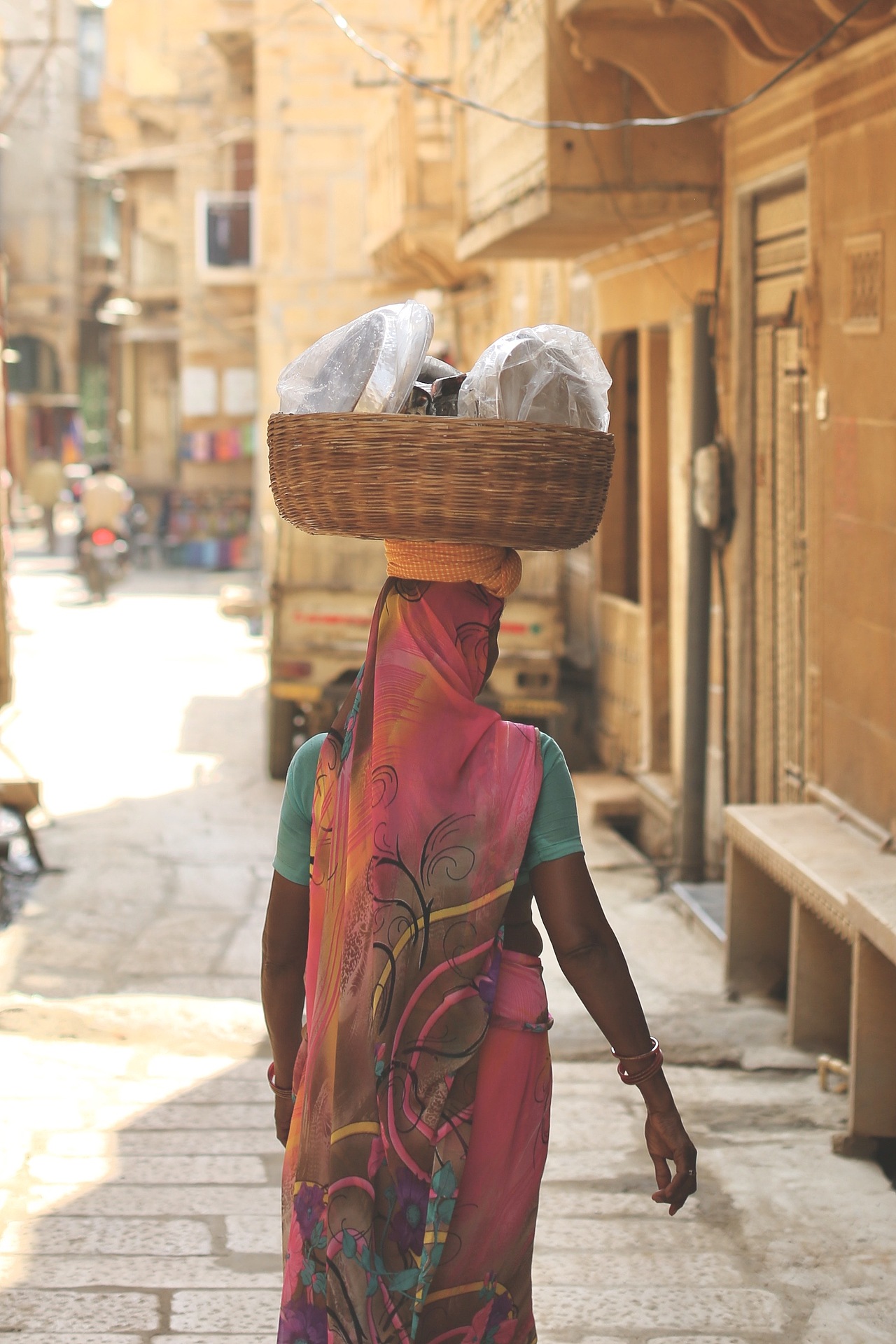 印度“渡劫”之行（图ZMTc5ODcwNDUy） - 人像摄影 - 站酷设计师houweike原创素材 - 站酷ZCOOL