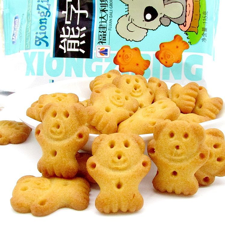 儿时的回忆小熊饼干包装插画设计