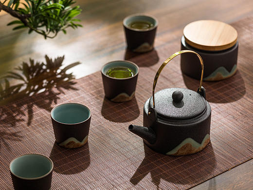 《用心良苦》| 茶具 | 茶壶 | 茶杯 | 公道杯 | 饮具