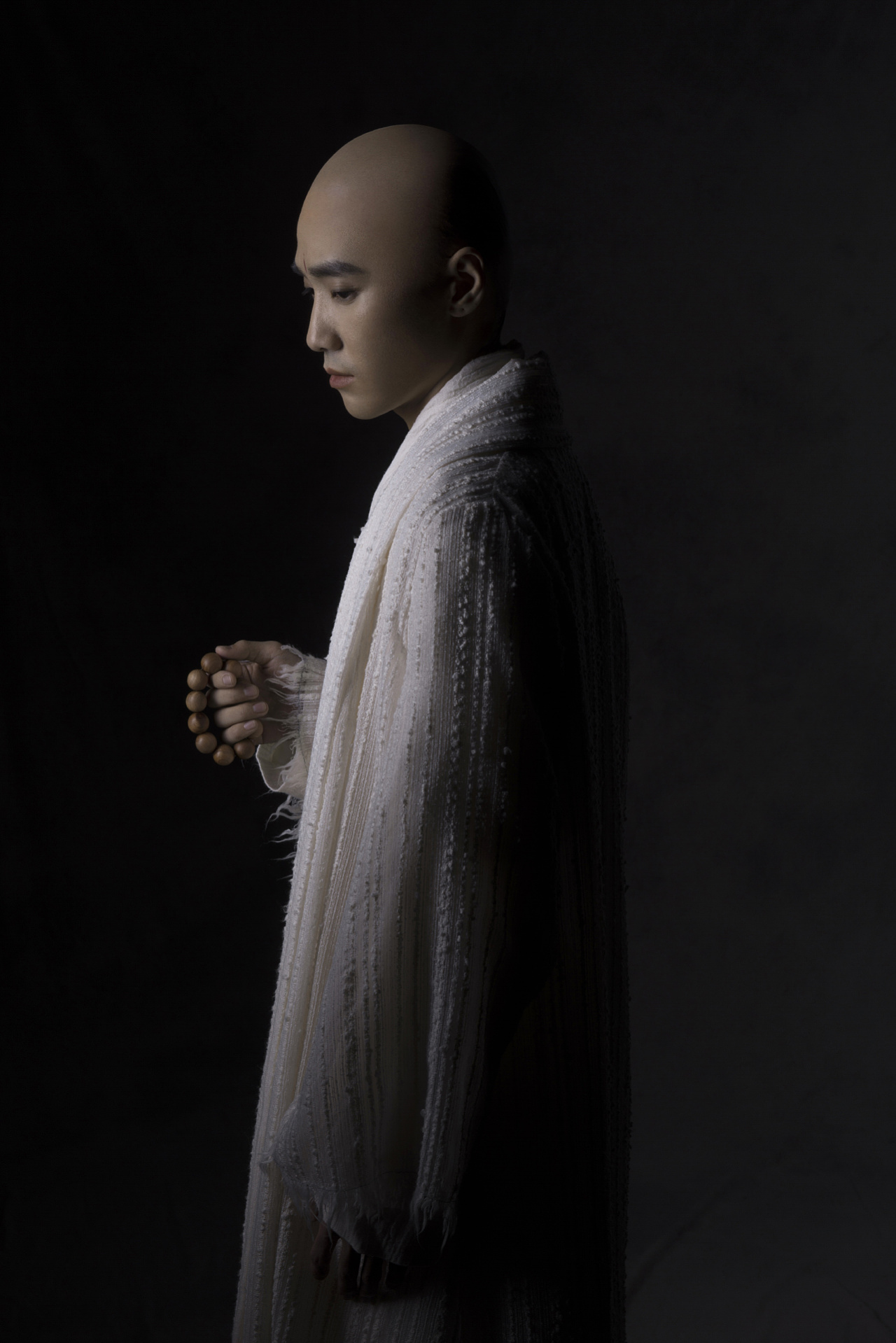 "国风美少年"总冠军贰婶蔡翊升光头特效妆单曲封面