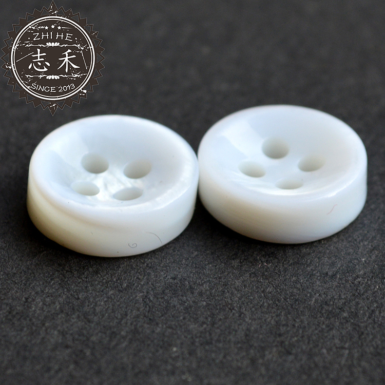 志禾 加厚型白色碗形四眼白色河贝珍珠贝壳衬衫纽扣（图ZMTE4Mjg3Nzcy） - 其他服装 - 站酷设计师我是清风原创素材 - 站酷ZCOOL