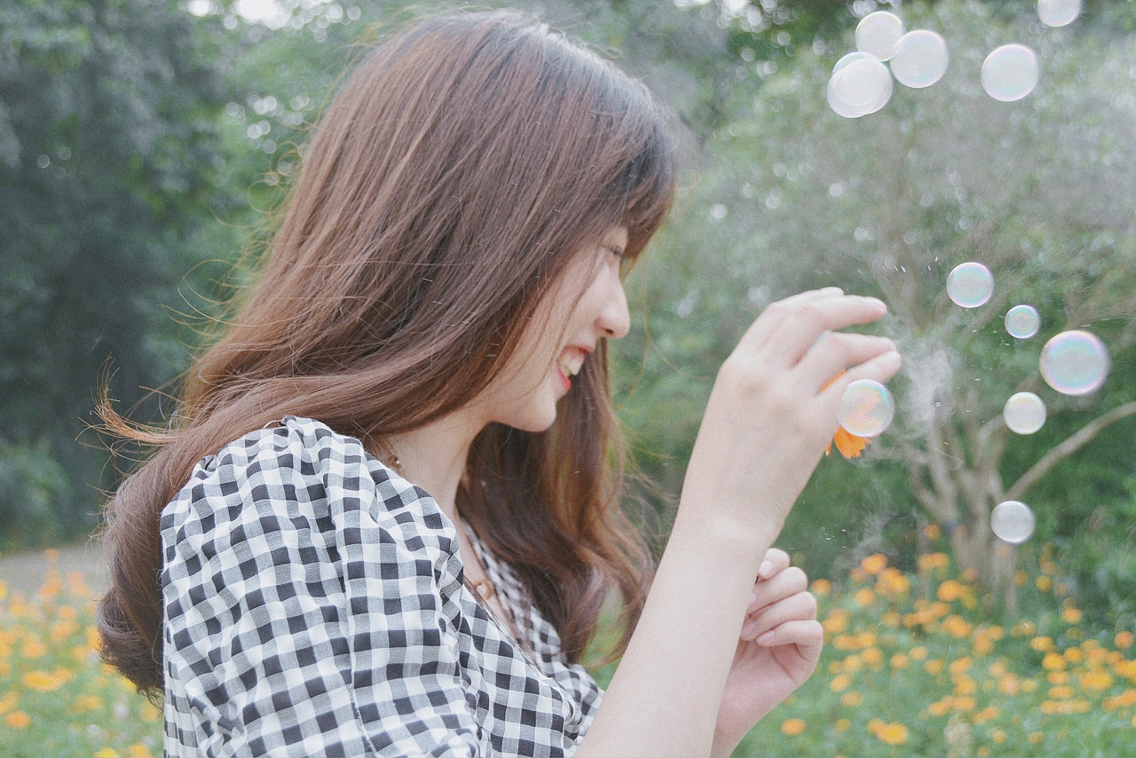 格子裙少女的夏天