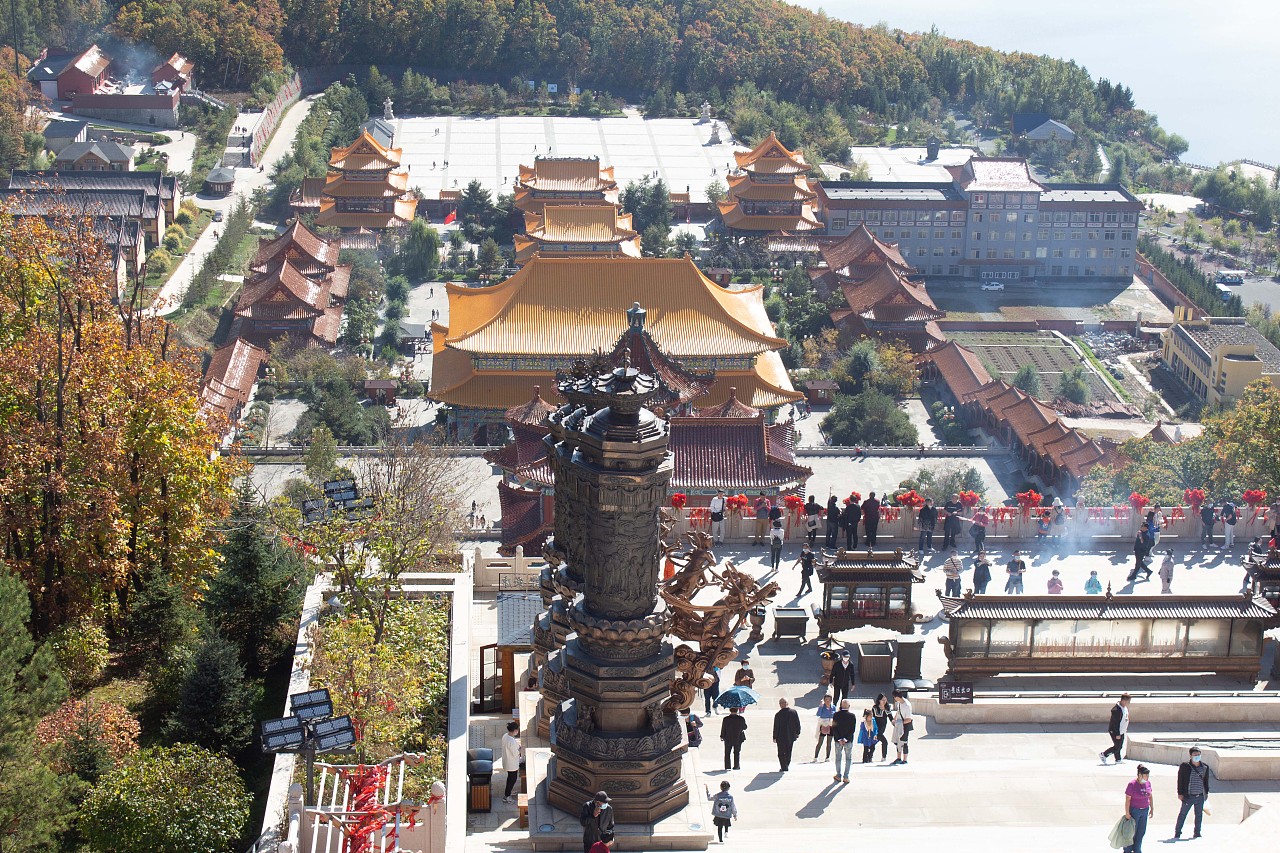 敦化市六鼎山大佛