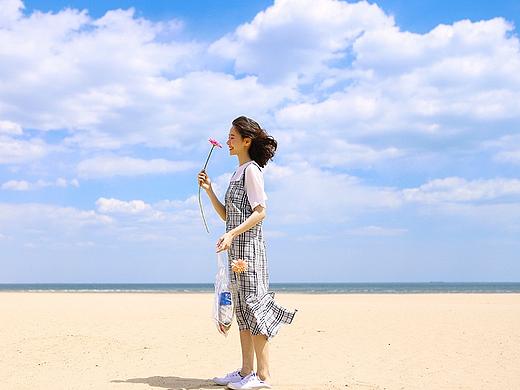 {海德娜娜} 天空 诗歌