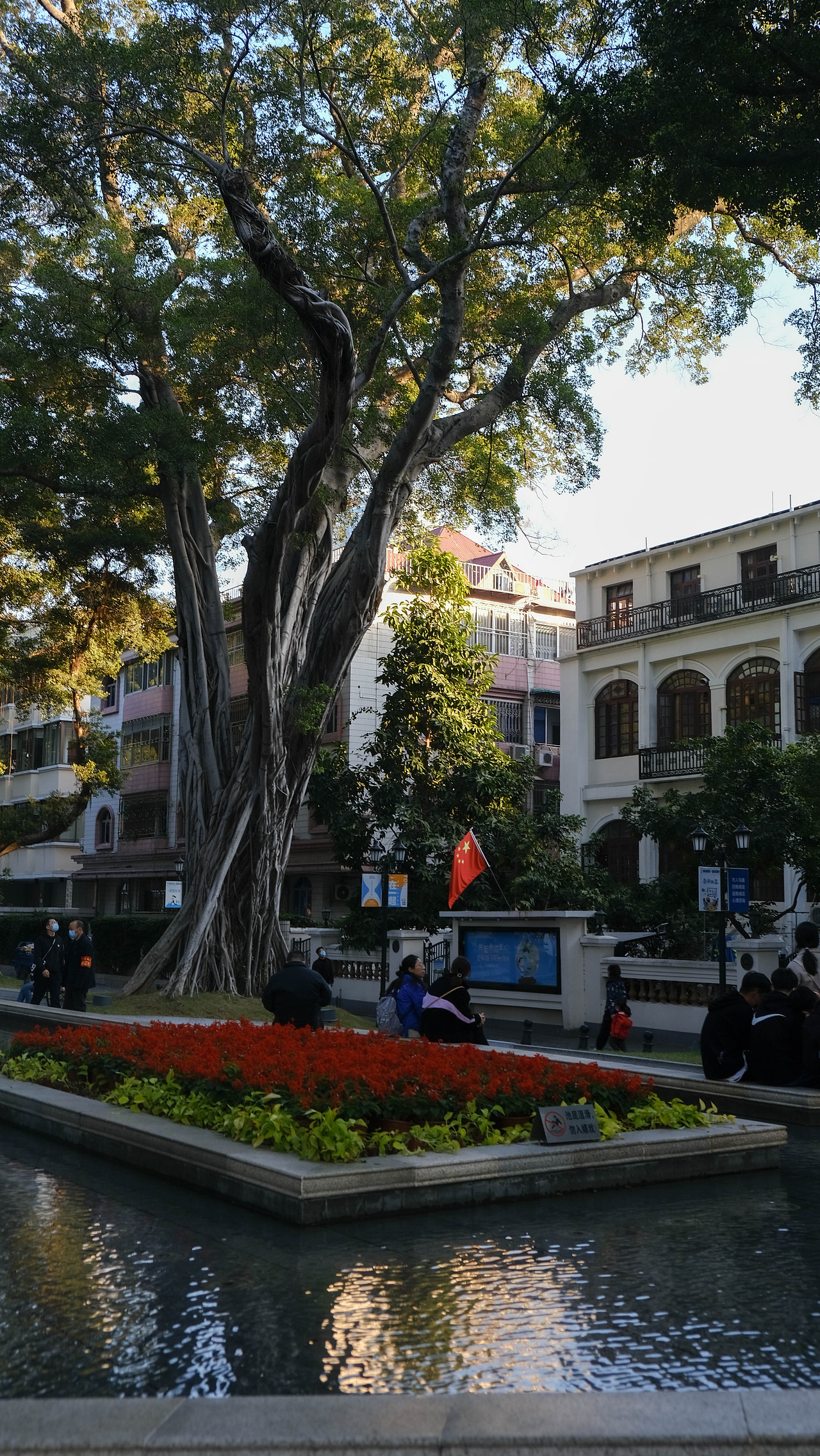 新年第一站——广州（图ZMjM5MTUxOTM2） - 风光摄影 - 站酷设计师鬼马少年叫渣渣原创素材 - 站酷ZCOOL