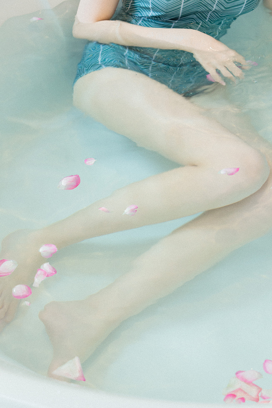 纯欲风（图ZMjU0ODg0NjY0） - 人像摄影 - 站酷设计师张小鬼photo原创素材 - 站酷ZCOOL