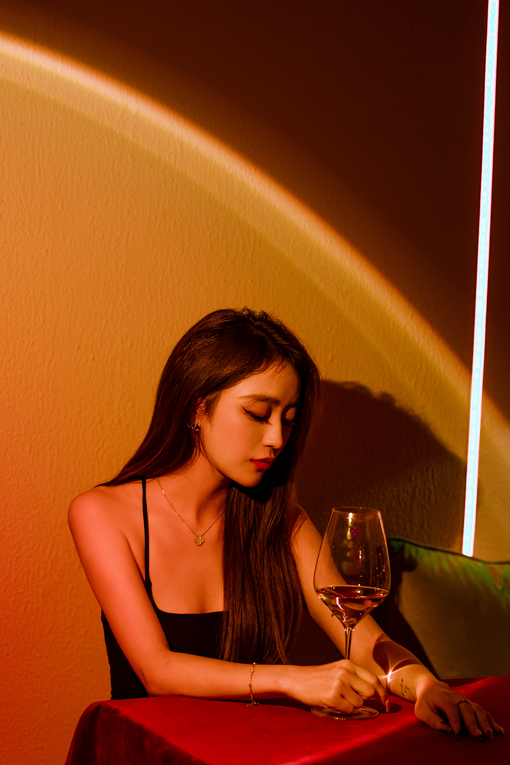 苏西黄（图ZMjc4OTI3NTky） - 人像摄影 - 站酷设计师张铮丶原创素材 - 站酷ZCOOL