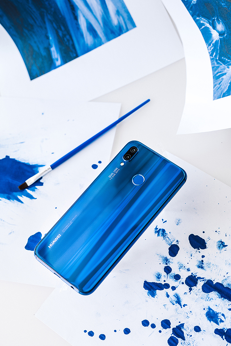 华为nova3e克莱因蓝