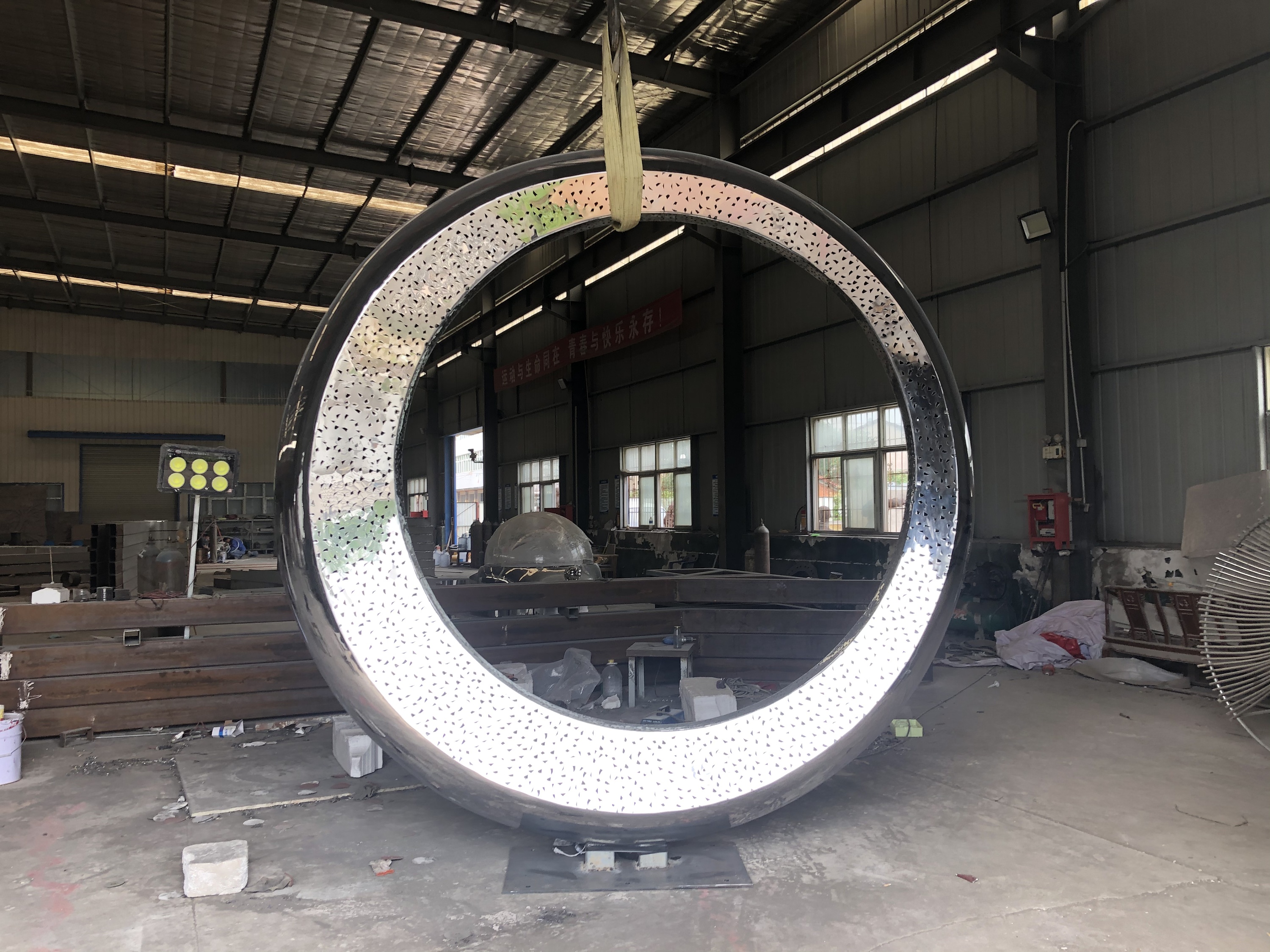 【德森瑞合雕塑制作有限公司】〔办公室〕〔厂房展示