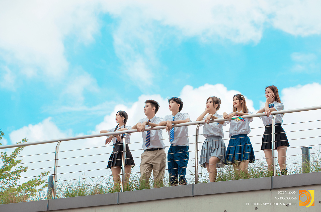 开学季,毕业季?