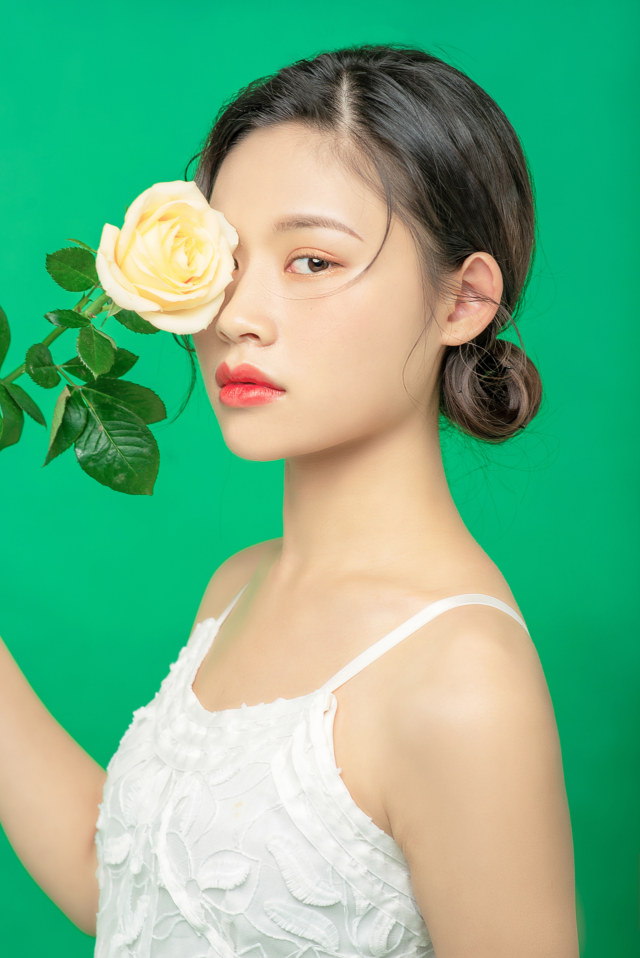 纯色背景人像小叶