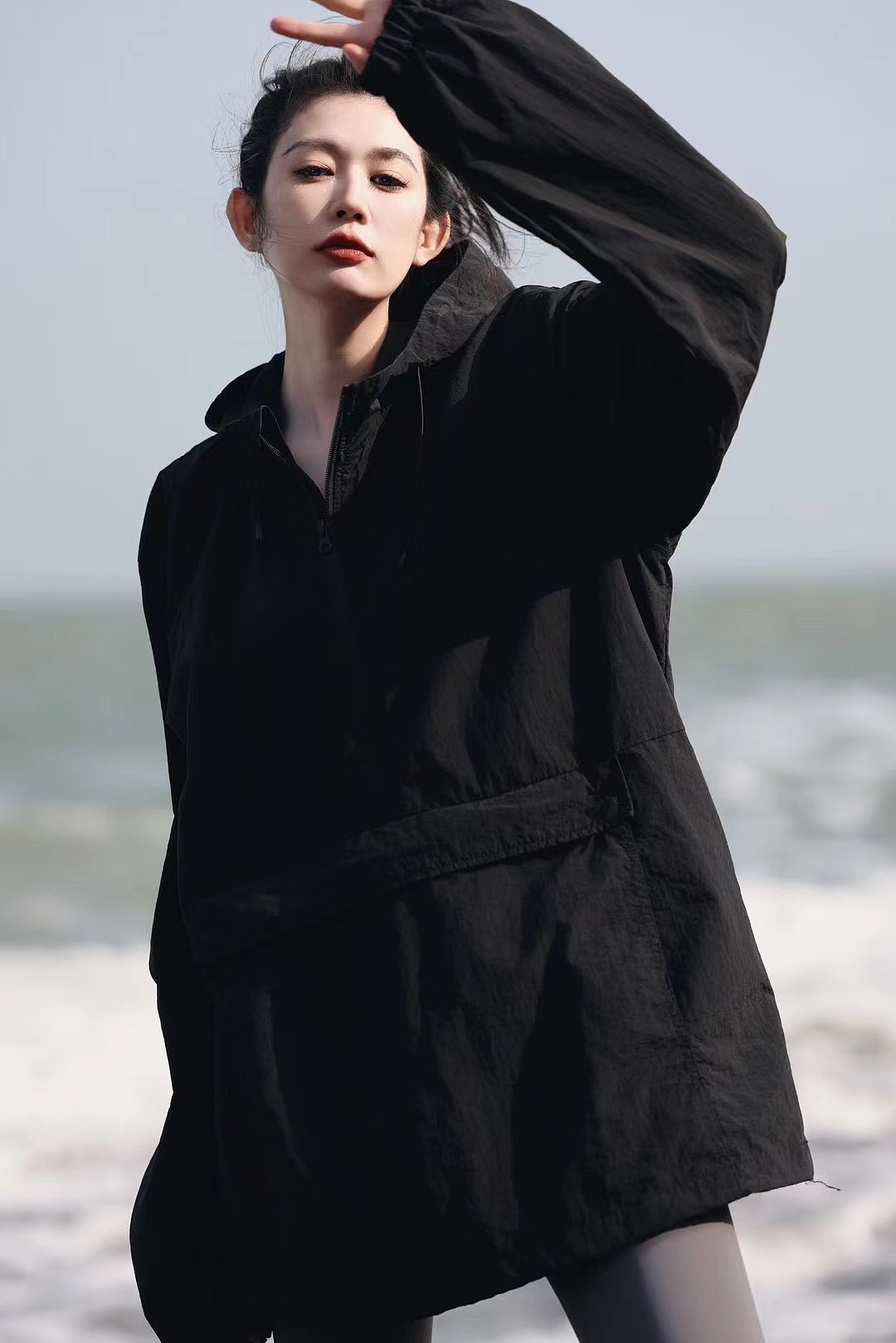 户外防晒衫拍摄搭配