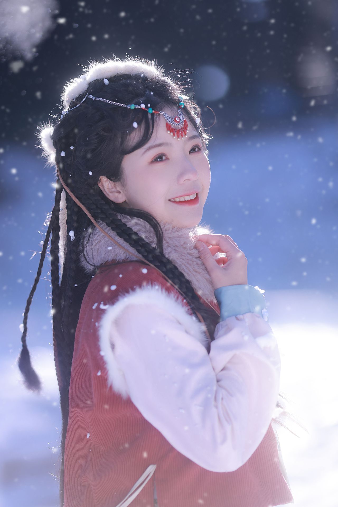 雪地里的西周九公主（图ZMjg1MTAxMTA4） - 人像摄影 - 站酷设计师猫南北睡不醒原创素材 - 站酷ZCOOL