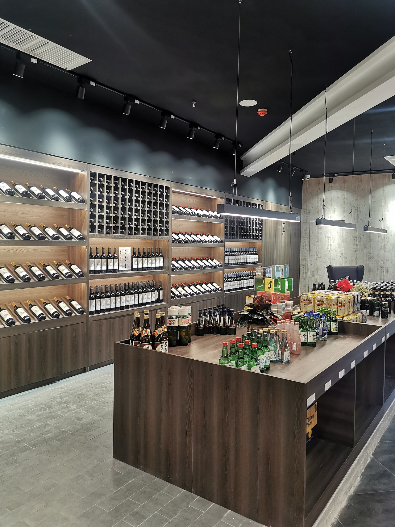 空间设计·买多米亚红酒店（图ZMjcyNDY0NDA0） - 商业空间设计 - 站酷设计师设计壹零壹原创素材 - 站酷ZCOOL